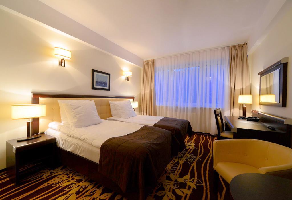 Business Faltom Gdynia Hotel Rahmel