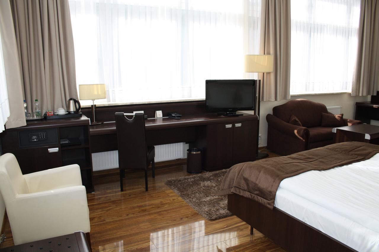 Business Faltom Gdynia Hotel Rahmel